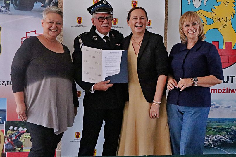 Podpisanie umów w ramach Łódzkie dla bezpieczeństwa