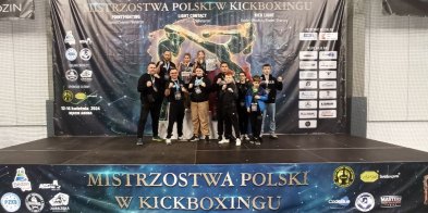 Zawodnicy Alexa Kutno z brązowymi medalami po Mistrzostwach w Będzinie-3726