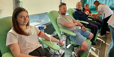 Druga akcja zbiórki krwi w Łęczycy; zebrano ponad 15 litrów krwi-4113