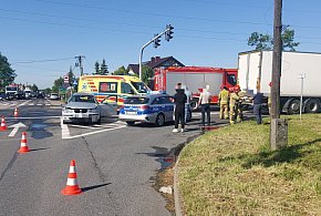 Uwaga kierowcy! Kolizja na skrzyżowaniu w Kutnie – są utrudnienia -11742