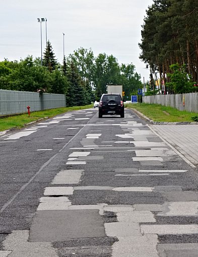 Kolejne nakładki w Kutnie – miasto inwestuje w lepsze drogi dla mieszkańców-11947