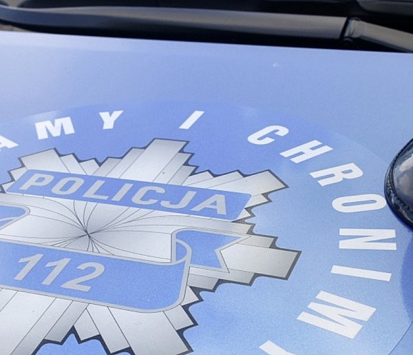 Kutno: 57-latka straciła fortunę przez oszustów „na policjanta”-13671