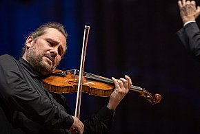 Wieczór z mistrzem skrzypiec - koncert symfoniczny z udziałem Jakuba Jakowicza-14642