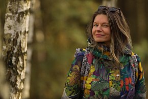 "Jestem tu jedna, jedna. Głosy polskich poetek" - książka Oli Kołodziejek-16525