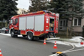 Interwencja przy ul. Chopina. Woda zalała część budynku