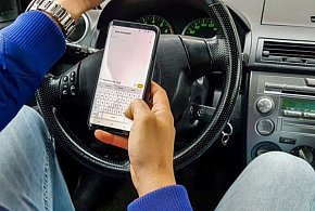 28 wykroczeń z użyciem telefonu. Policyjna akcja na kutnowskich drogach