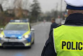 Pijany 23-latek wjechał w ogrodzenie kościoła. Miał ponad 2 promile