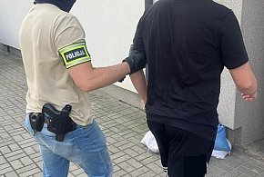 16-latek z Łęczycy wyłudził kilkadziesiąt tysięcy metodą na BLIK