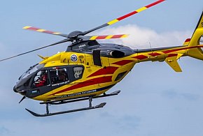 Tragedia na Zielonej Osi w Kutnie: Nie żyje mężczyzna po zderzeniu hulajnóg