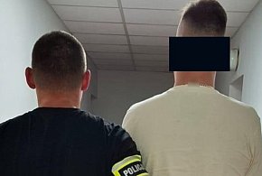 Ukrywał kontrabandę o wartości 60 tys. złotych. Łęczyccy policjanci w akcji