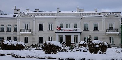 ECA w Sannikach zaprasza na „Babskie histeryjki - piosenki Mariana Hemara”