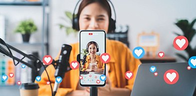 Jak influencer marketing może pomóc branży odzieżowej?