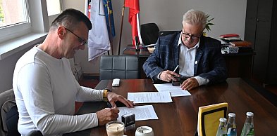 Nowy skwer rekreacyjny nad zalewami w Łęczycy: Podpisano umowę z wykonawcą