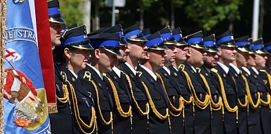 Strażacy z Kutna świętowali. Awanse, odznaczenia i edukacja mieszkańców