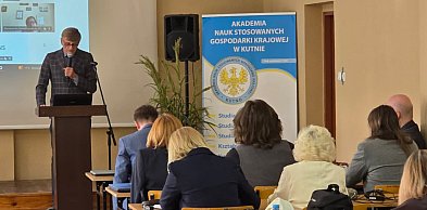 I Międzynarodowa Konferencja Naukowa w Kutnie: Debata o edukacji w ANSGK