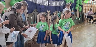 Ekologiczna rywalizacja pełna pasji. Wojewódzki konkurs w SOSW nr 1 w Kutnie