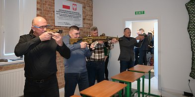 Gmina Oporów stawia na nowoczesność: wirtualna strzelnica już otwarta-16618