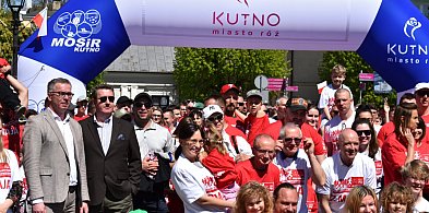 Sportowe świętowanie w Kutnie przyciągnęło tłumy uczestników i widzów