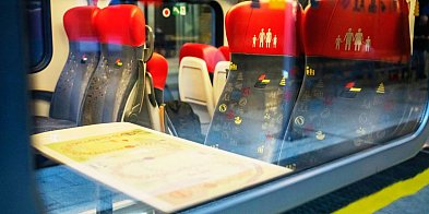 Auto w garażu, bilet gratis – darmowe podróże-14240