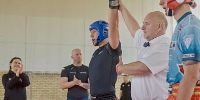 Funkcjonariusz z Kutna zdobywa wicemistrzostwo Polski w kickboxingu