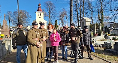 Z sercem dla historii. Padł rekord zbiórki na odnowę starych grobów!-15212