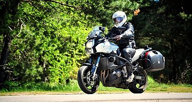 Motocykliści na drogach są szczególnie narażeni na niebezpieczeństwo