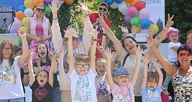 Przełomowy piknik PCPR w Łęczycy: Wojewódzkie wsparcie i plan na dom dziecka