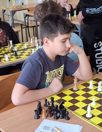 Królewska gra wchodzi do Żychlina: treningi, rozgrywki i turnieje