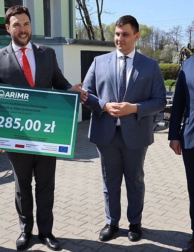 Miliony na nowoczesność w Mieczysławowie. Szkoła stawia na rolnictwo 4.0