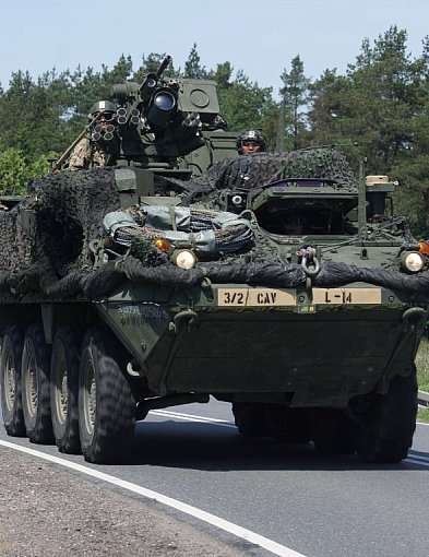 Duże kolumny wojskowe na trasach w Łódzkiem. GDDKiA ostrzega kierowców