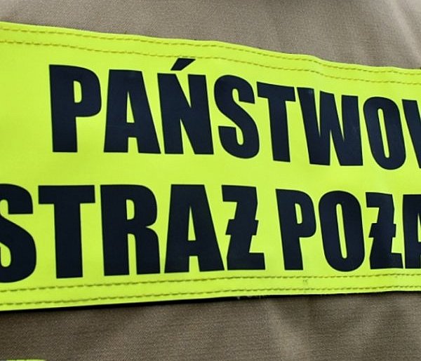 Poranny pożar w Zieleniewie. W akcji pięć zastępów straży pożarnej