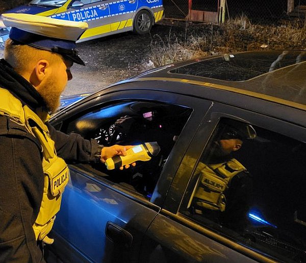 Pijani kierowcy zatrzymani w powiecie łęczyckim. Jeden miał aż 3 promile