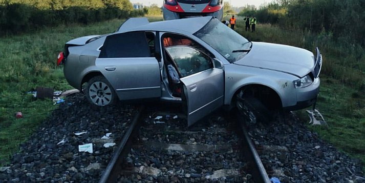 Groźny wypadek na torach pod Kutnem. 28-latek trafił do szpitala