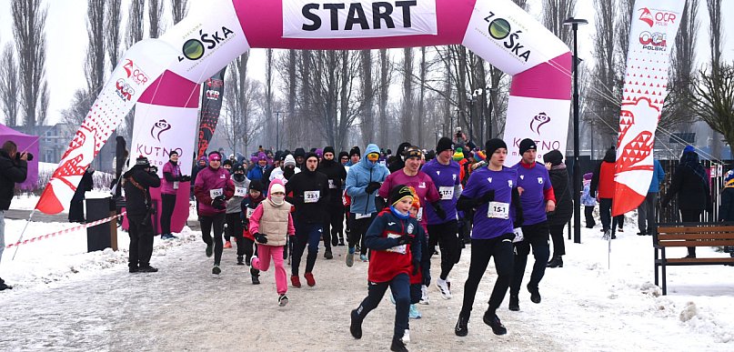 Wielkie serca na Zielonej Zośce: „Atmosfera jest gorąca mimo wiatru i mrozu ”