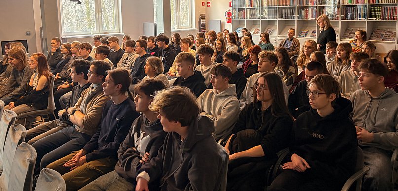 Ferie z książką i wielkimi nazwiskami. Co przygotowała kutnowska biblioteka?