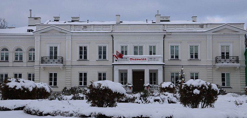 ECA w Sannikach zaprasza na „Babskie histeryjki - piosenki Mariana Hemara”