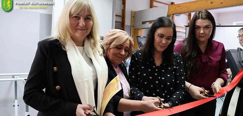 Nowoczesne wsparcie dla PSONI w Kutnie. Jolanta Pietrusiak na otwarciu sali