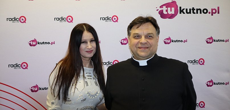 Śpiewana medytacja w Łąkoszynie. Wyjątkowy Koncert Pasyjny już w niedzielę.