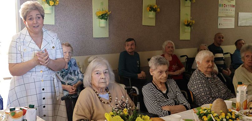 Świąteczne życzenia i wielkanocne potrawy w kutnowskim ZOL-u