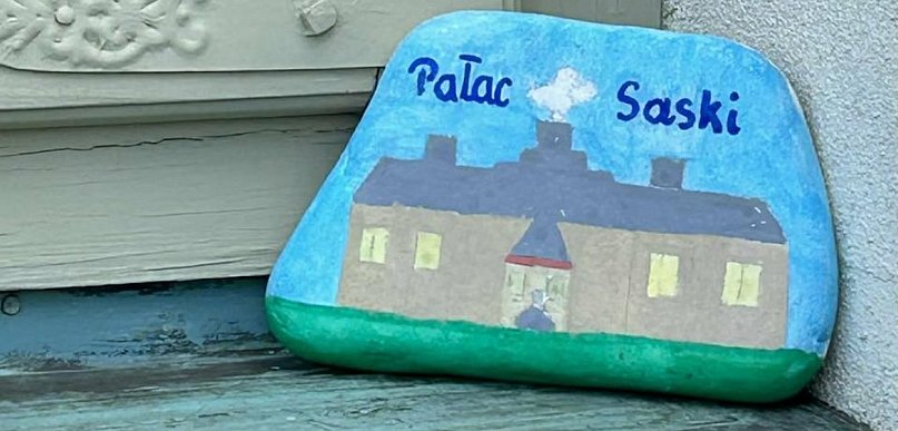 Zagadkowe kamyczki w Kutnie. Czym są i gdzie je znaleźć?