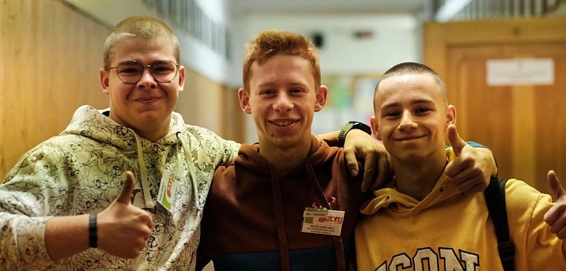 Szkoła średnia w Kutnie, która daje pracę. Sprawdź ofertę ZS nr 4 w Kutnie-Azorach