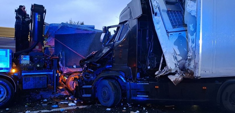 Tragiczny wypadek na A2. Jedna osoba nie żyje, są ranni