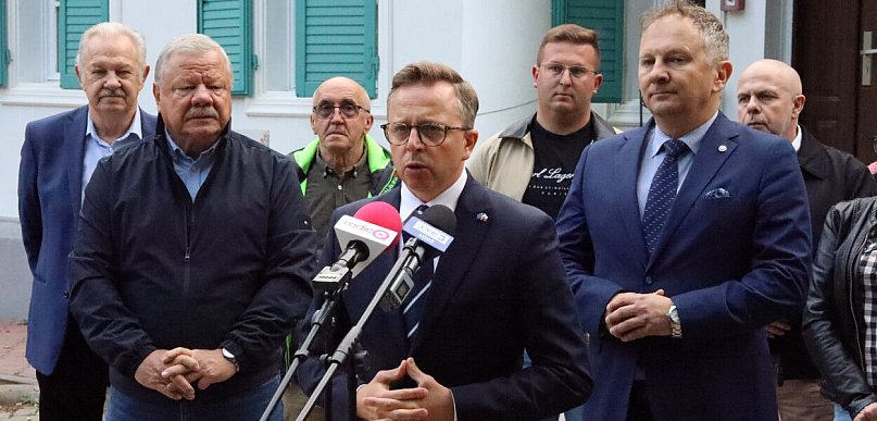 Eurodeputowany Dariusz Joński w Kutnie: Jeden bilet kolejowy w całej Europie