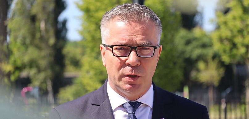 Konferencja w Kutnie: Bezwzględny zakaz dla hulajnóg na Zielonej Osi