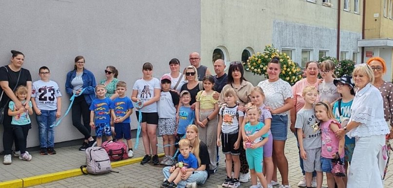 Piknik Rodzinny zawrót głowy w Kutnie: Nowe unijne wyposażenie dla świetlicy