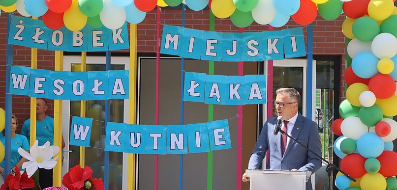 Wielkie zmiany w Kutnie. Inwestycja w przyszłość i realne wsparcie rodziców [FOTO]