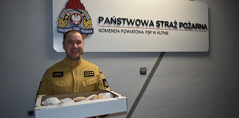 Ponad 100 pączków rozdanych w Kutnie. Słodka inicjatywa Radia Q