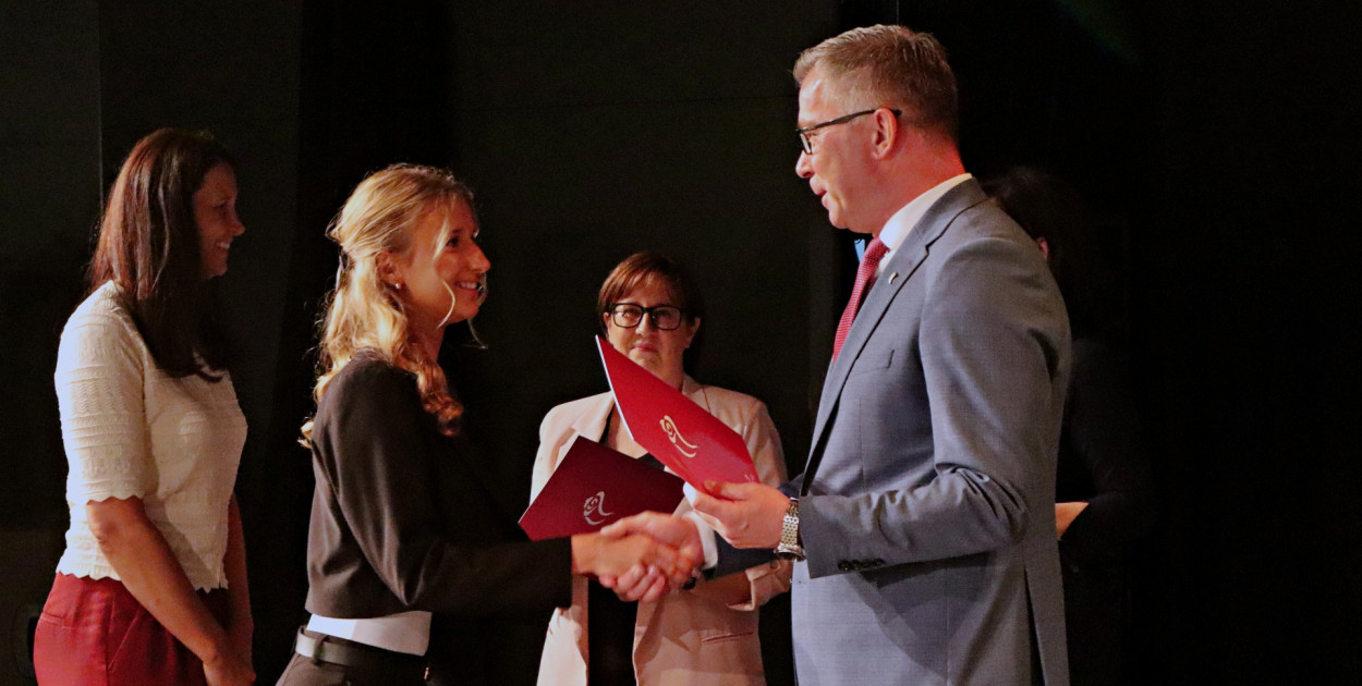 Najlepsi z najlepszych nagrodzeni. Gala zakończenia roku szkolnego [ZDJĘCIA]