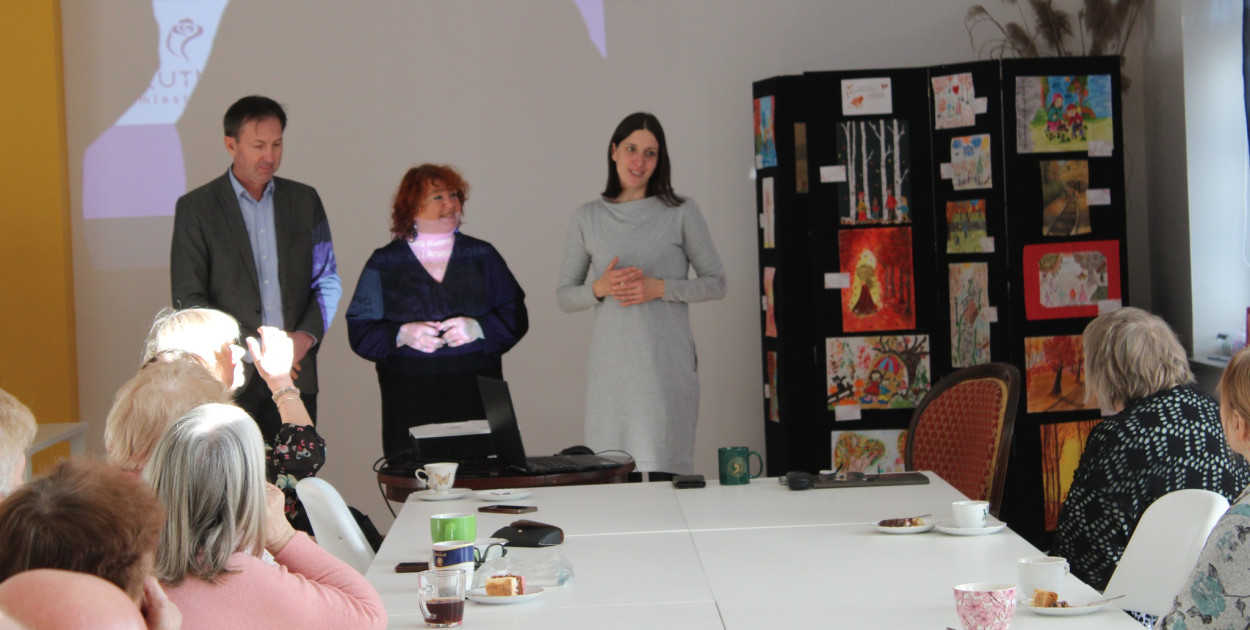 Centrum Kultury Gminy Kutno, śladami róż i żołnierskich losów