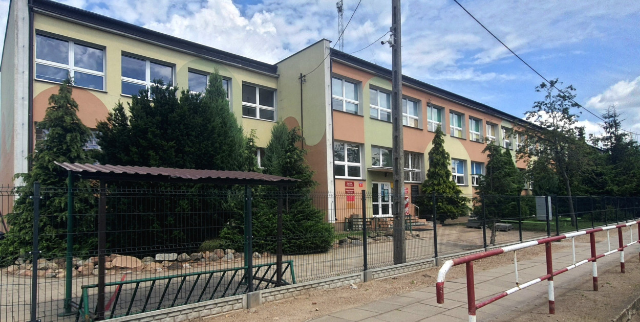 Użyli AI, by upokorzyć koleżankę, sprawę bada policja